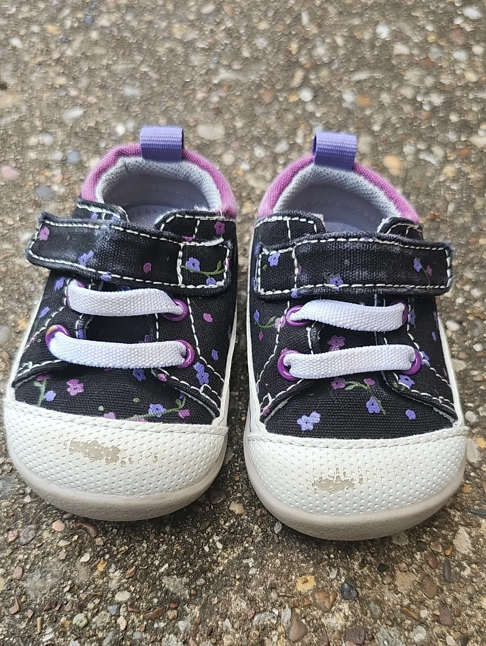 See Kai Run Stevie II Black Floral Casual Soft Sneakers Baby 3 First Walker Shoe